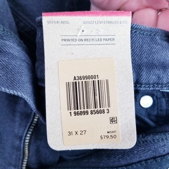 Levi's SilverTab A36990001 High-Waisted Mom Jeans Black NWT - Picture 7 of 11